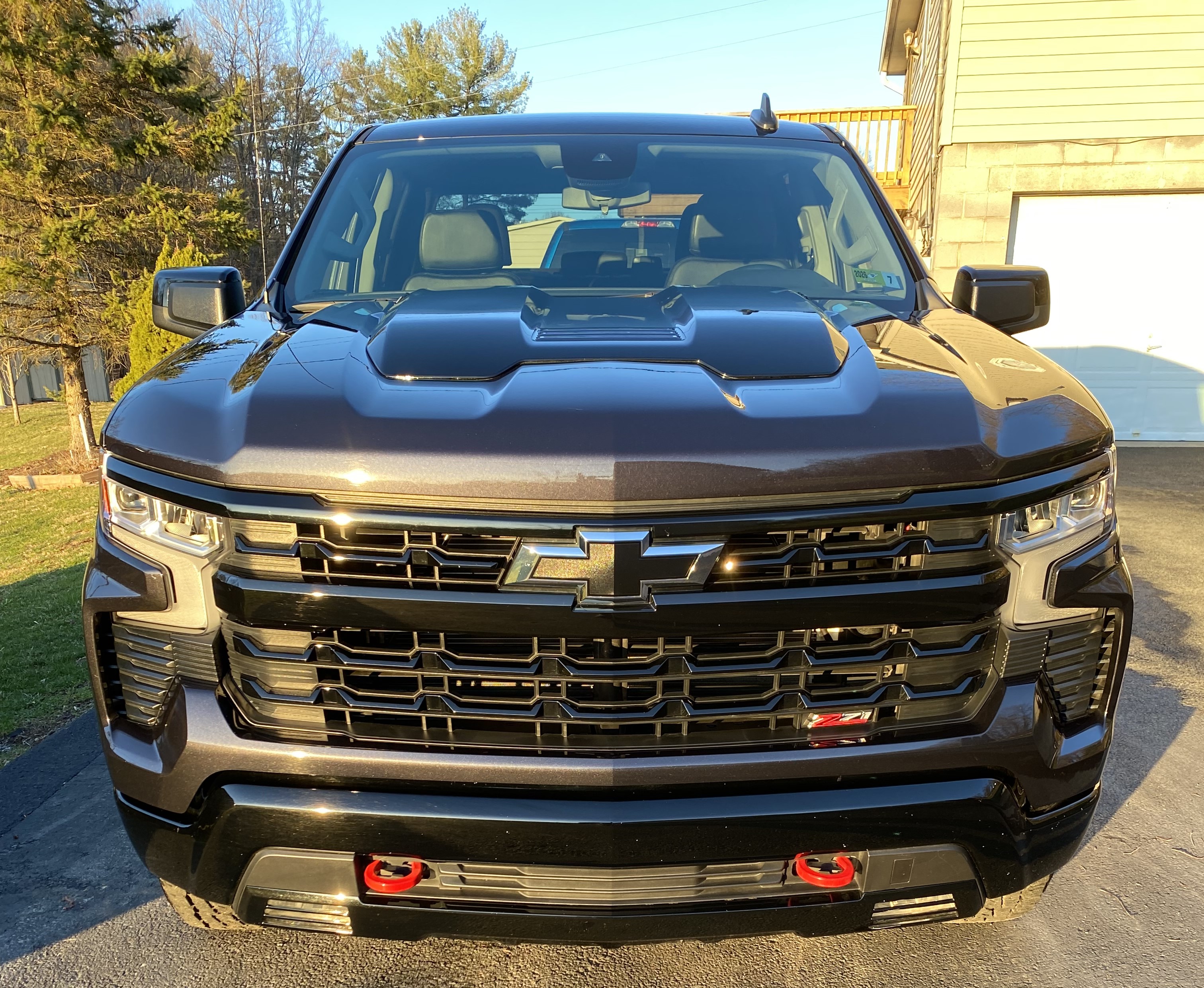 Complete interior and exterior detail